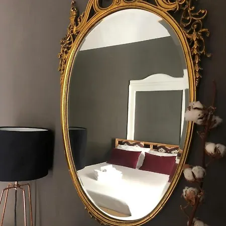 Qasr Beautiful In Palermo